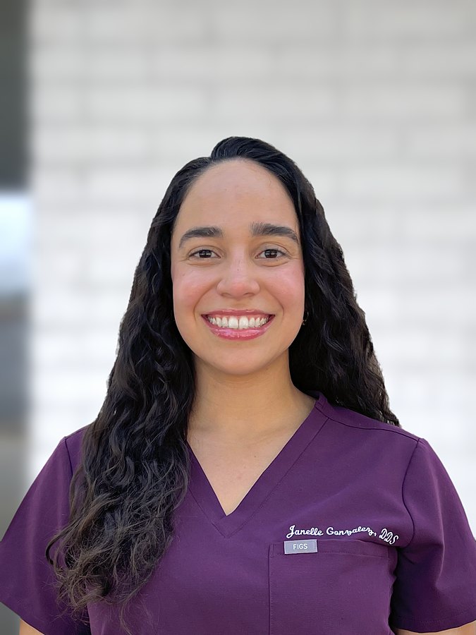 Dr. Janelle Gonzalez, DDS, Braces & Clear Aligners, J. Griffiths Dentistry